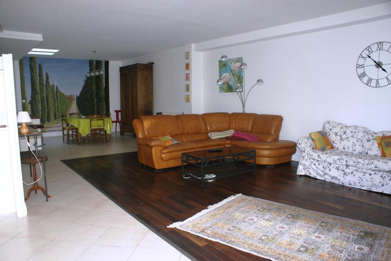 Spacieuse Maison De Village Climatisee Avec Jardin Patio Bessan Dış mekan fotoğraf