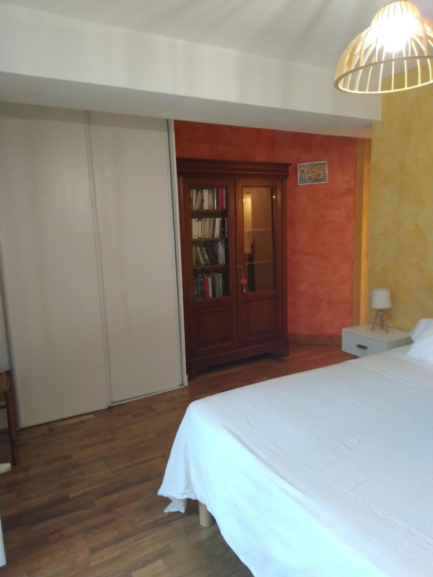 Spacieuse Maison De Village Climatisee Avec Jardin Patio Bessan Dış mekan fotoğraf